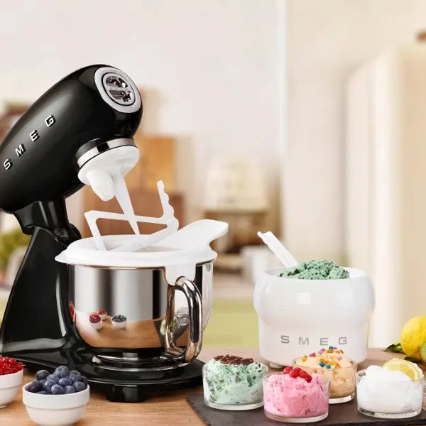 Smeg Robot pâtissier SMF03